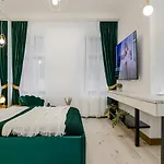 Apartamento Golden Greens - Luxury Design & Self Check-in *