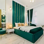 Golden Greens - Luxury Design & Self Check-in Apartamento *