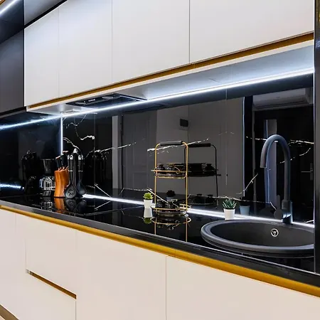 Apartment Golden Greens - Luxury Design & Self Check-in Brasov