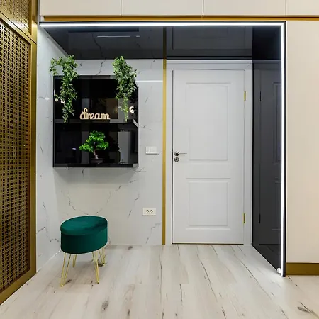 Golden Greens - Luxury Design & Self Check-in