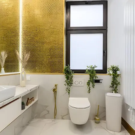 Golden Greens - Luxury Design & Self Check-in