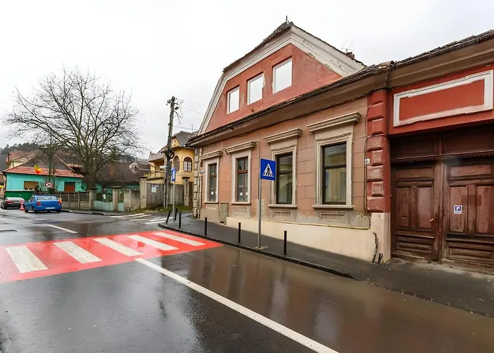 Golden Greens - Luxury Design & Self Check-in Braşov