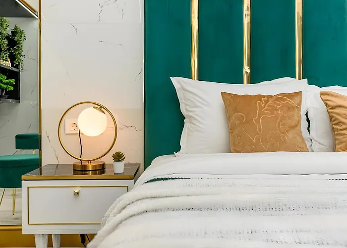 Golden Greens - Luxury Design & Self Check-in Lägenhet *