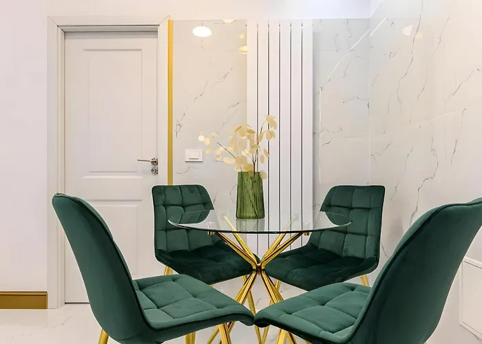 公寓 Golden Greens - Luxury Design & Self Check-in 布拉索夫